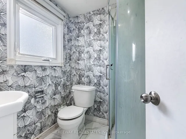 Additional image 7 of 66 Banting Cres