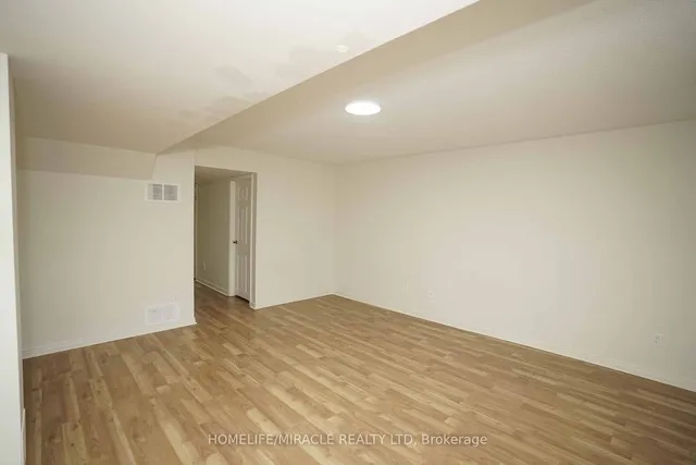 Additional image 37 of 69 Teal Crest Circ