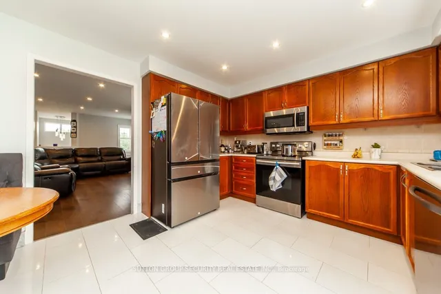 Additional image 12 of 190 Van Scott Dr