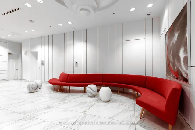 Additional image 35 of 12 York St Unit 4202