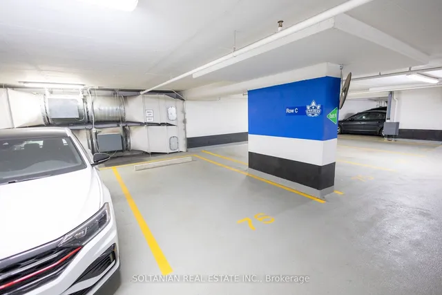 Additional image 33 of 55 Bremner Blvd Unit 1510