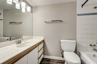 Additional image 4 of 1411 7 Ave NW