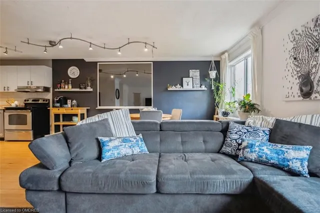 Additional image 8 of 1066 Falgarwood Dr Unit 161