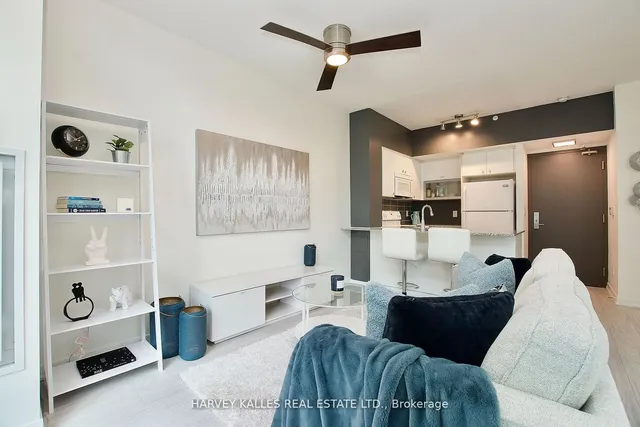 Additional image 3 of 150 East Liberty St Unit 611