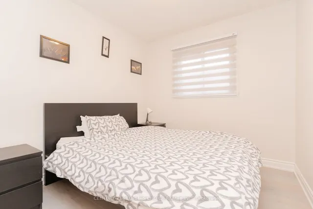 Additional image 25 of 362 Kingsbridge Garden Circ