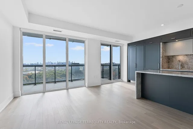 Additional image 19 of 20 Inn on the Park Dr Unit 2033