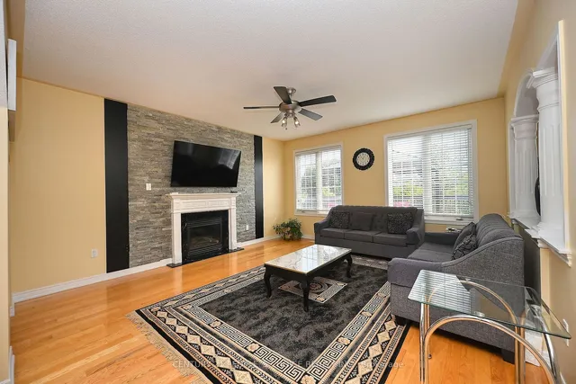 Additional image 9 of 50 Gallucci Cres