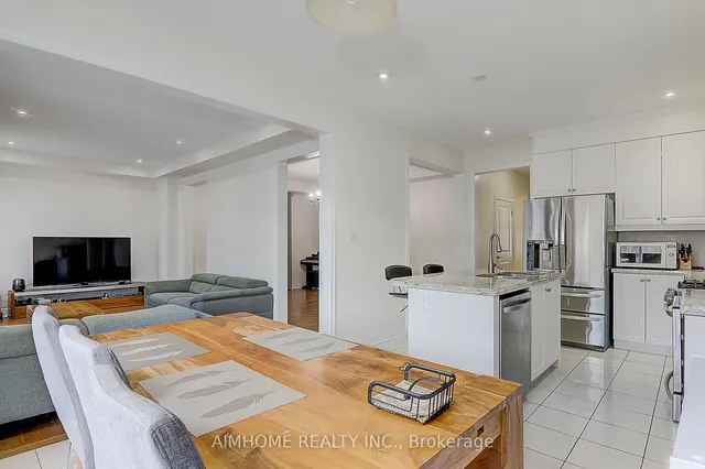 Additional image 9 of 3057 Gardenia Gate