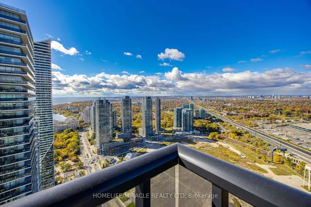 Additional image 28 of 56 Annie Craig Dr Unit LPH03