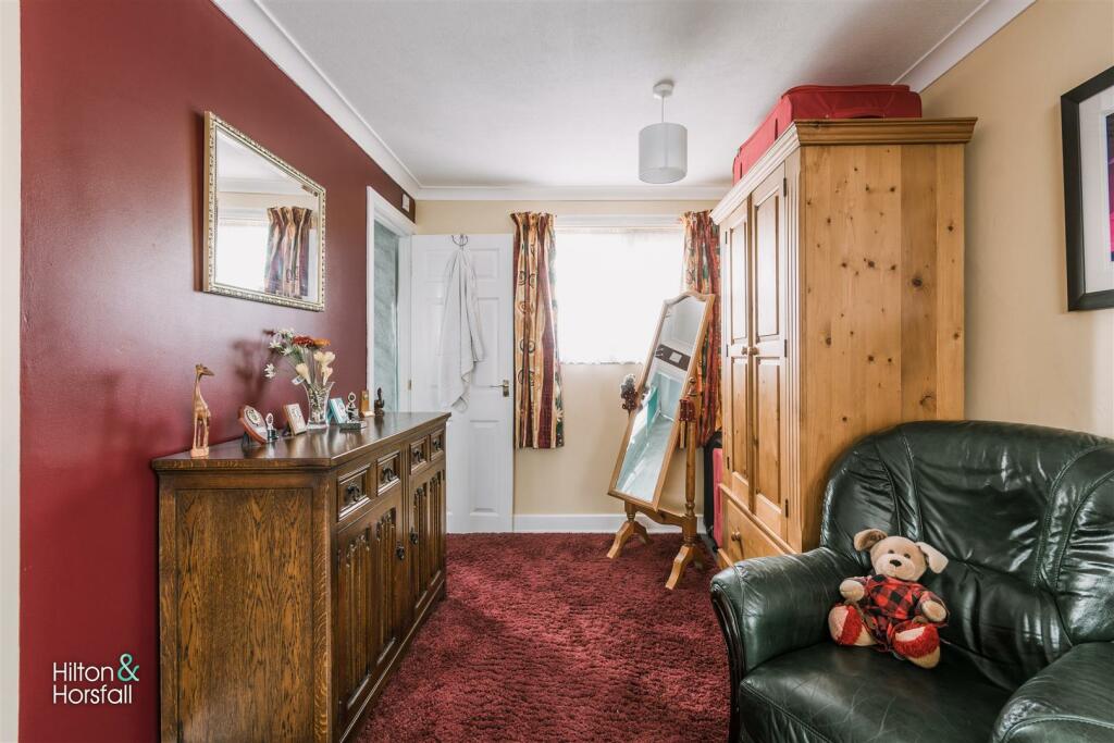 Additional image 12 of Hoarstones Avenue, Fence