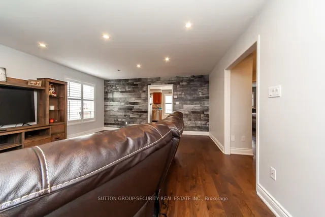 Additional image 6 of 190 Van Scott Dr