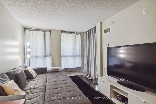 Additional image 8 of 80 Esther Lorrie Dr Unit 321