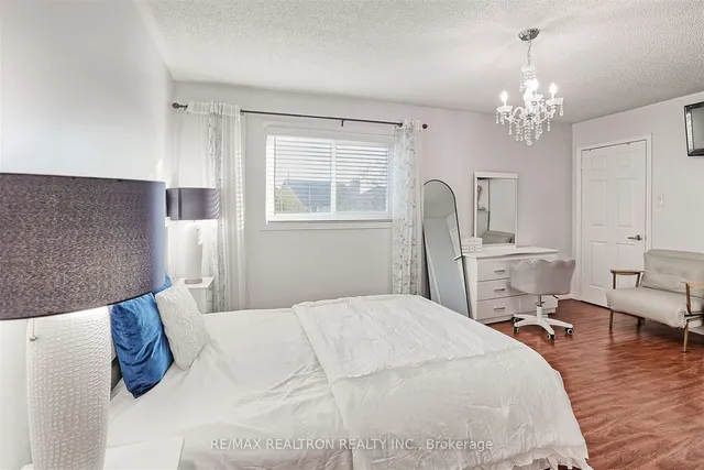 Additional image 23 of 2922 Gulfstream Way