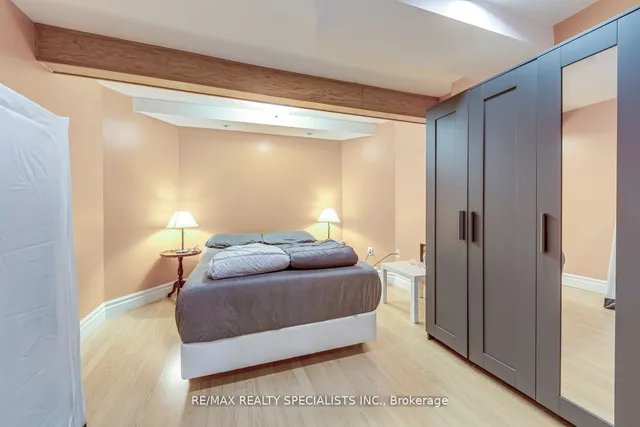 Additional image 34 of 6152 Hardesty Cres