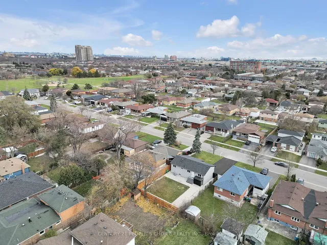 Additional image 40 of 3643 Woodruff Cres