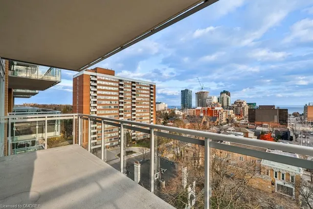 Additional image 37 of 2025 Maria St Unit 807