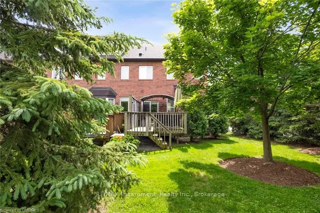 Additional image 18 of 300 RAVINEVIEW Way Unit 44