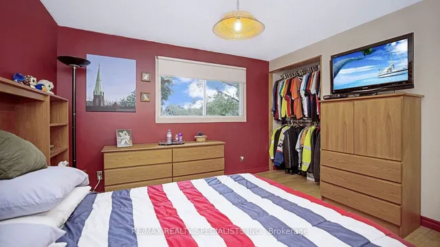 Additional image 25 of 4 Greenfield Sq