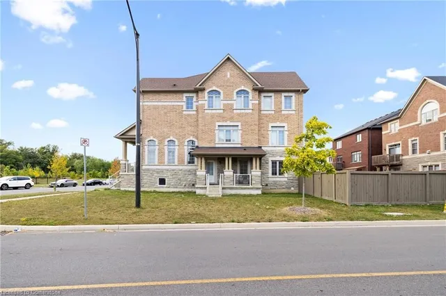 Additional image 40 of 495 Queen Mary Dr