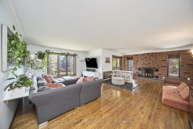 Additional image 7 of 8 Beamish Crt