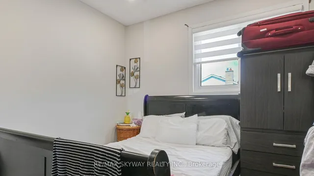 Additional image 24 of 17 Nantucket Cres