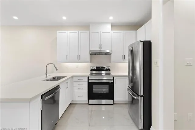 Additional image 26 of 904 Oasis Dr