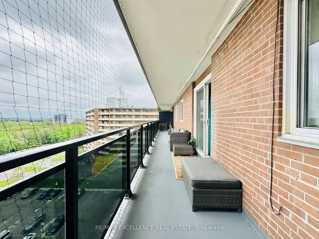 Additional image 17 of 3533 Derry Rd Unit 902