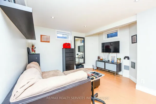 Additional image 33 of 530 Driftcurrent Dr Unit 29