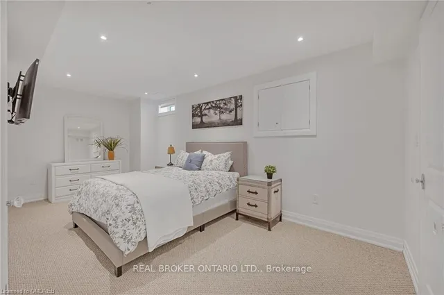 Additional image 29 of 883 Forest Glen Ave