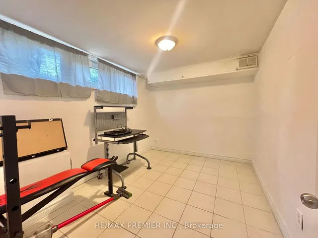 Additional image 10 of 1484 Wilson Ave