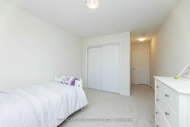 Additional image 38 of 3243 Sixth Line