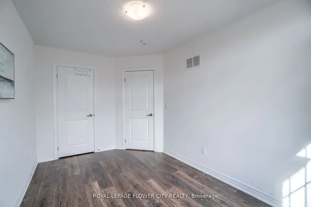 Additional image 30 of 14 Faye St