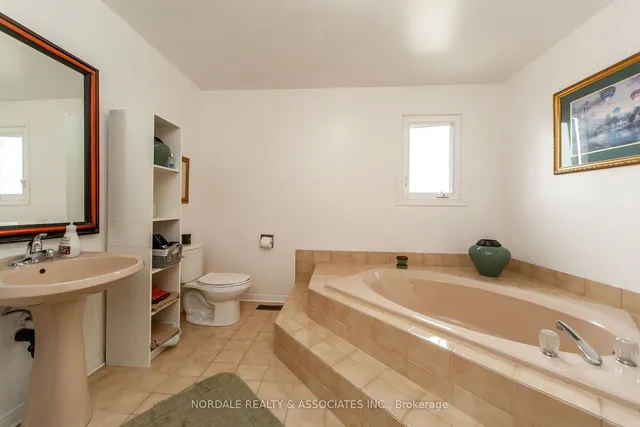 Additional image 22 of 4485 Weymouth Commons Cres