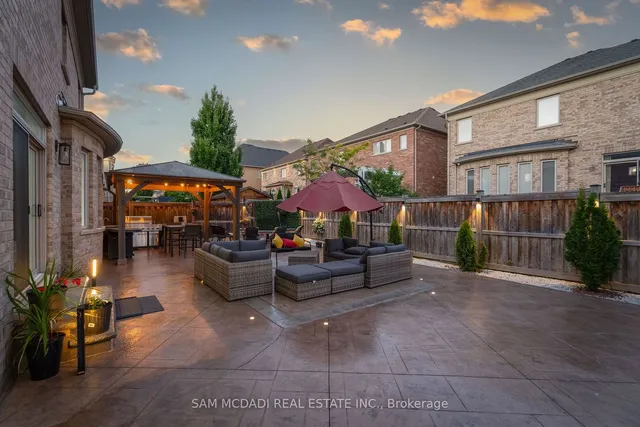 Additional image 38 of 7 Canis St