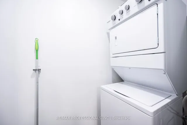 Additional image 24 of 95 Dundas St Unit 118