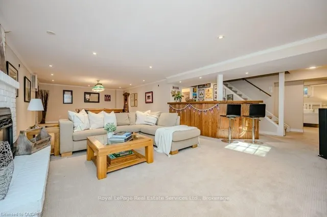 Additional image 28 of 2145 ELMHURST Ave