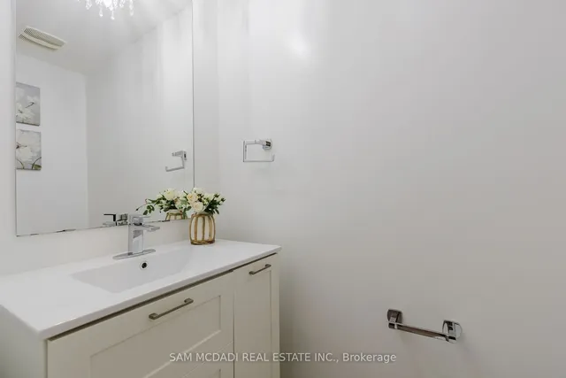 Additional image 5 of 745 Candlestick Circ