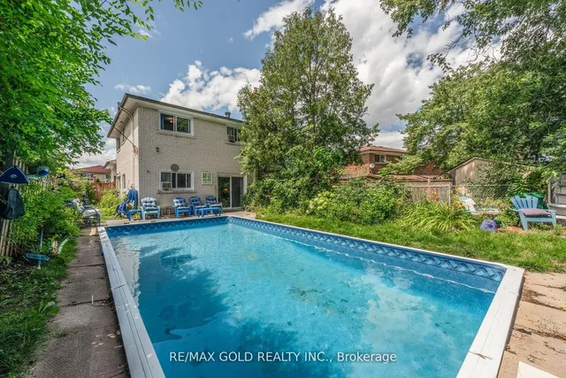 Additional image 37 of 6872 Darcel Ave