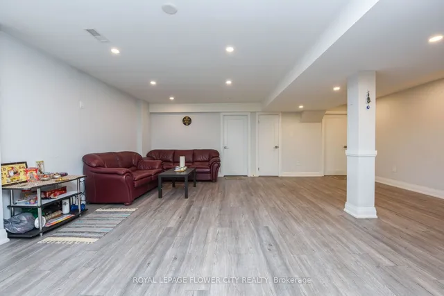 Additional image 31 of 29 Rainforest Dr