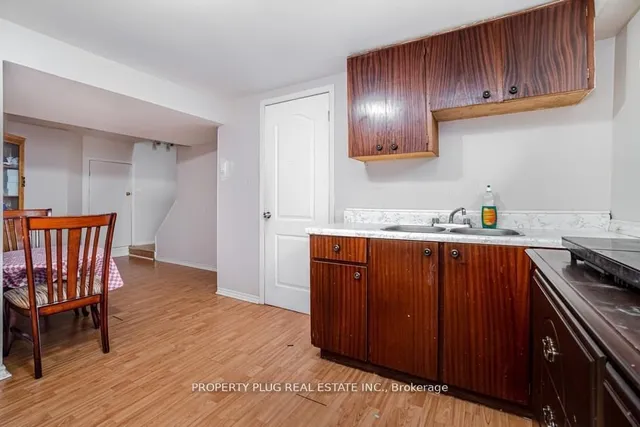 Additional image 17 of 3 Leneck Ave