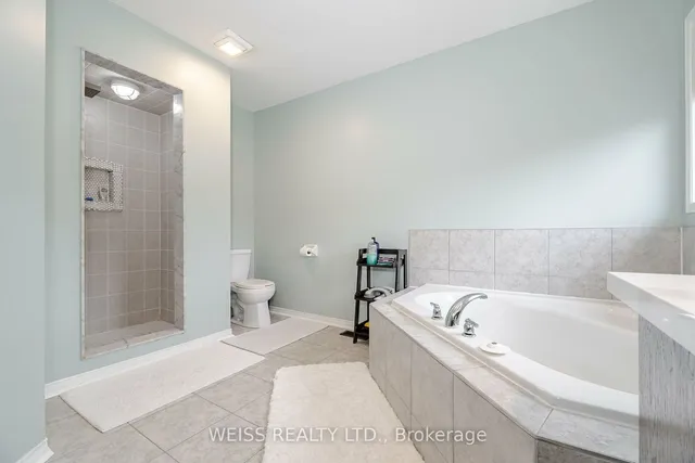 Additional image 19 of 15 Cookview Dr