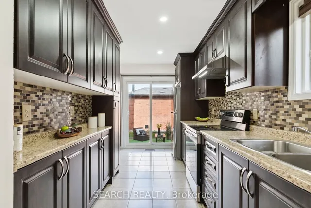 Additional image 11 of 62 Stoneledge Circ