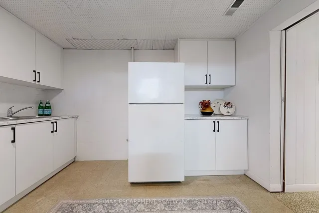 Additional image 29 of 697 George St