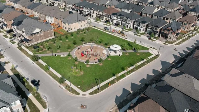 Additional image 36 of 3321 Sixth Line