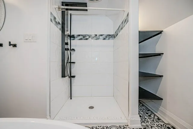 Additional image 32 of 574 Clark Ave