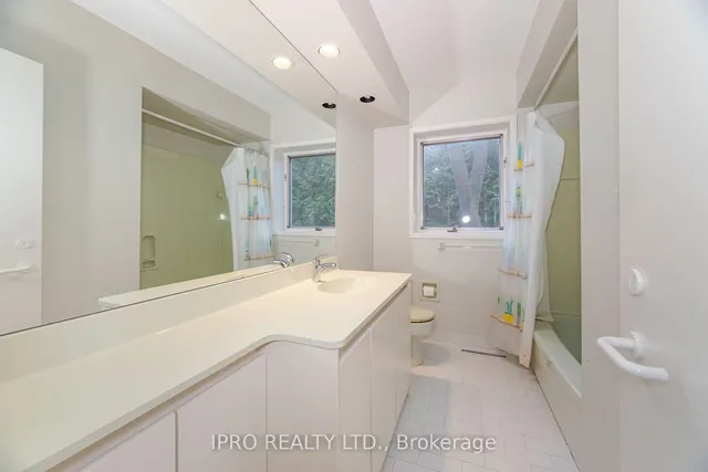 Additional image 27 of 4189 Inglewood Dr