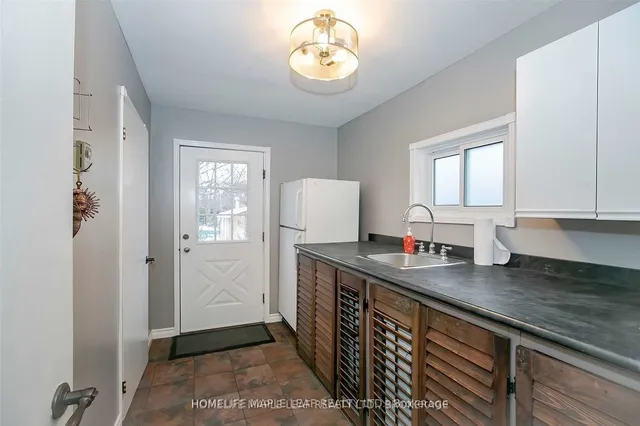 Additional image 15 of 13 Harold St