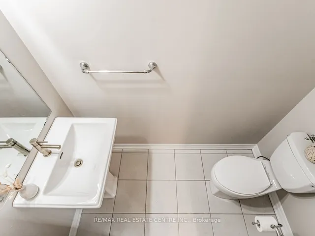 Additional image 16 of 128 Burnhamthorpe Rd