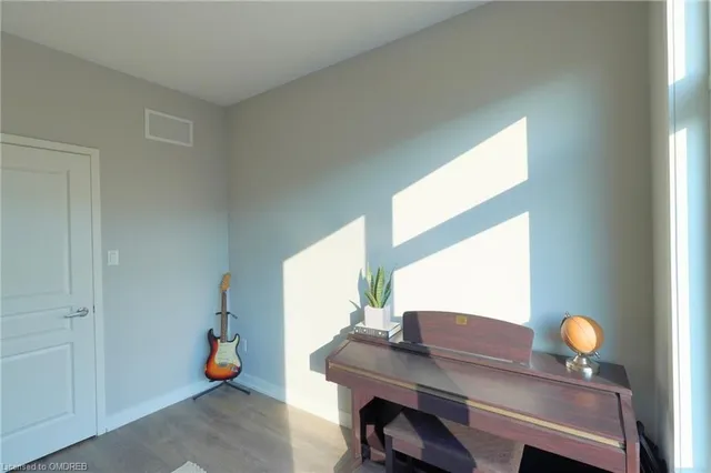 Additional image 33 of 3185 Mintwood Circle Cir