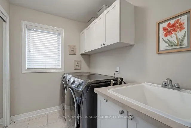 Additional image 33 of 1510 Craigleith Rd